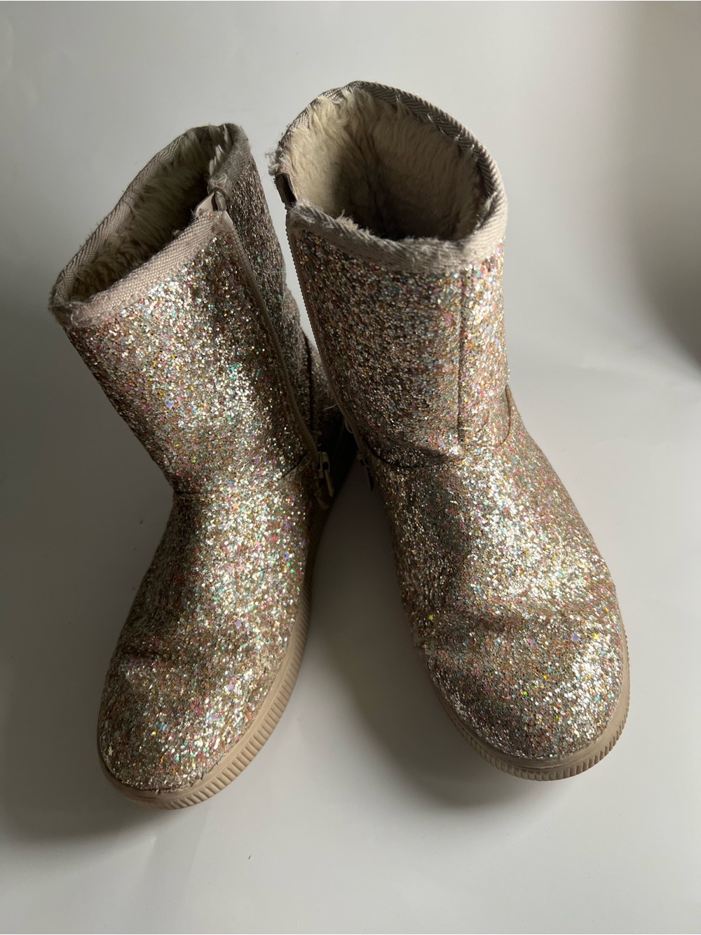 Cat & Jack Glitter Faux Fur Lined Kid’s Boots Size 3